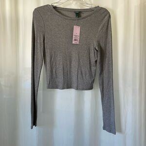 NWT Wild Fable Gray Cropped Long Sleeved Size Small